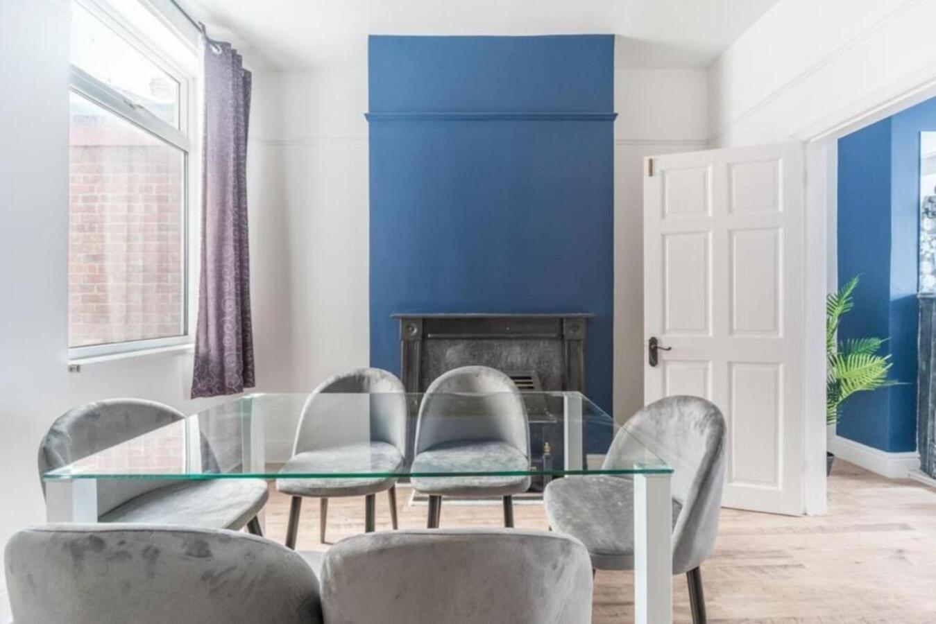 Cosy Home Near Port Of Hull Kingston upon Hull Bagian luar foto