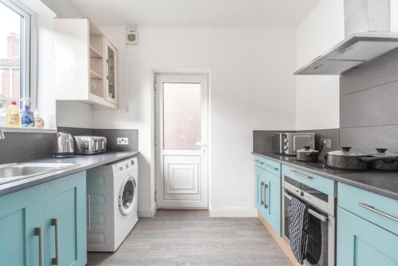 Cosy Home Near Port Of Hull Kingston upon Hull Bagian luar foto
