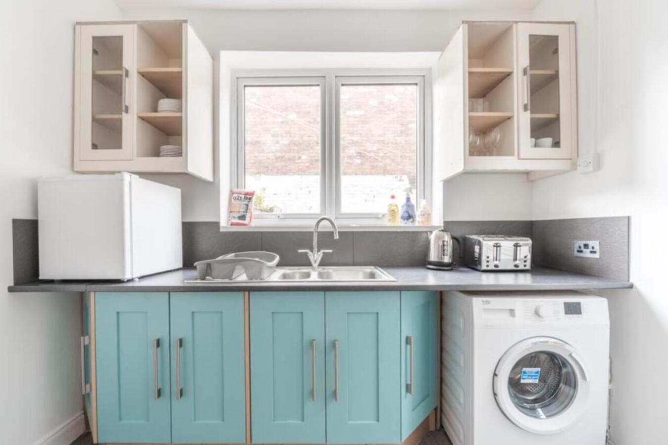 Cosy Home Near Port Of Hull Kingston upon Hull Bagian luar foto