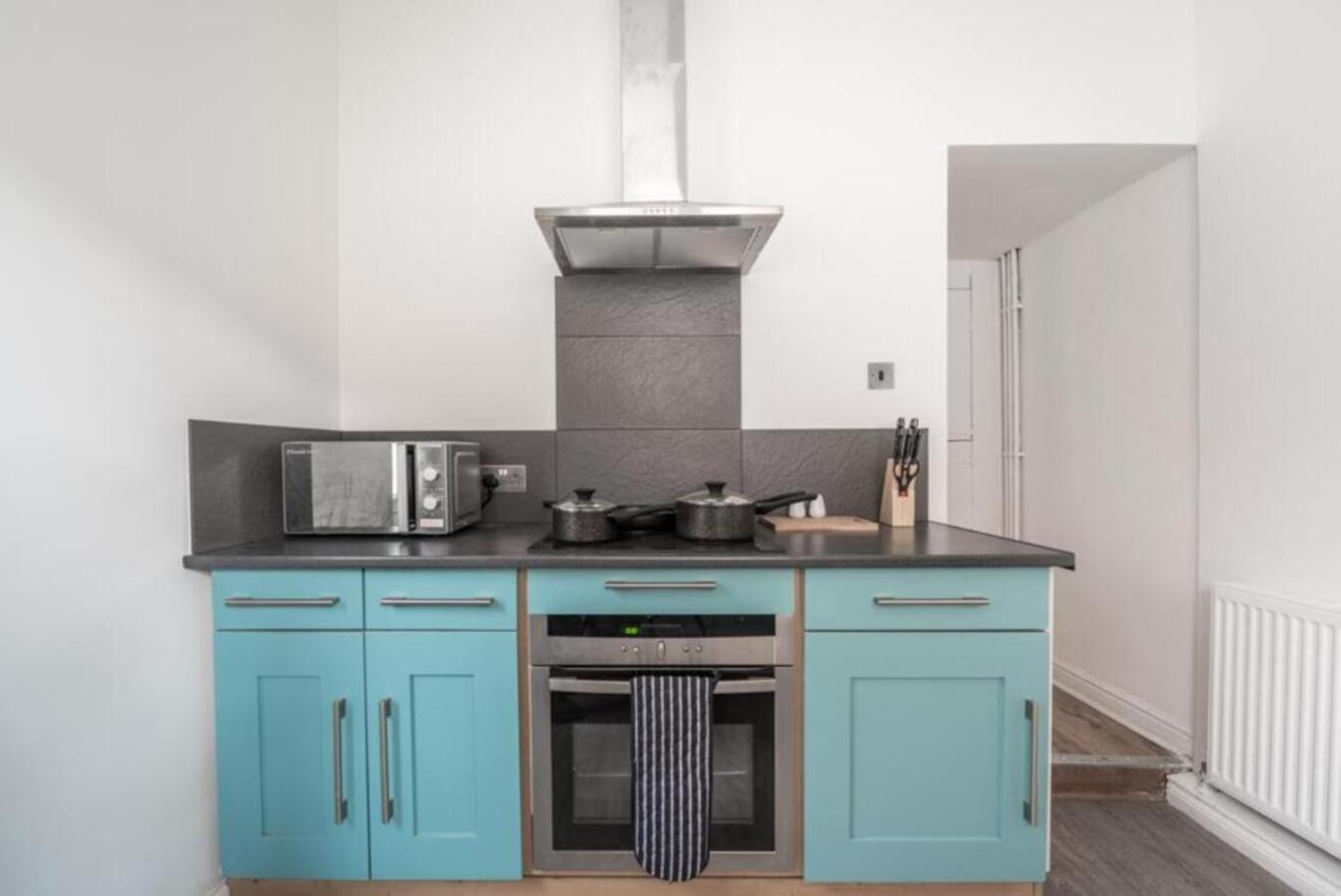 Cosy Home Near Port Of Hull Kingston upon Hull Bagian luar foto
